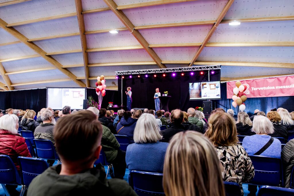 R2025_EllaKanninenJasmiiniLappalainen_Roosa-MariaKauppila_210 1